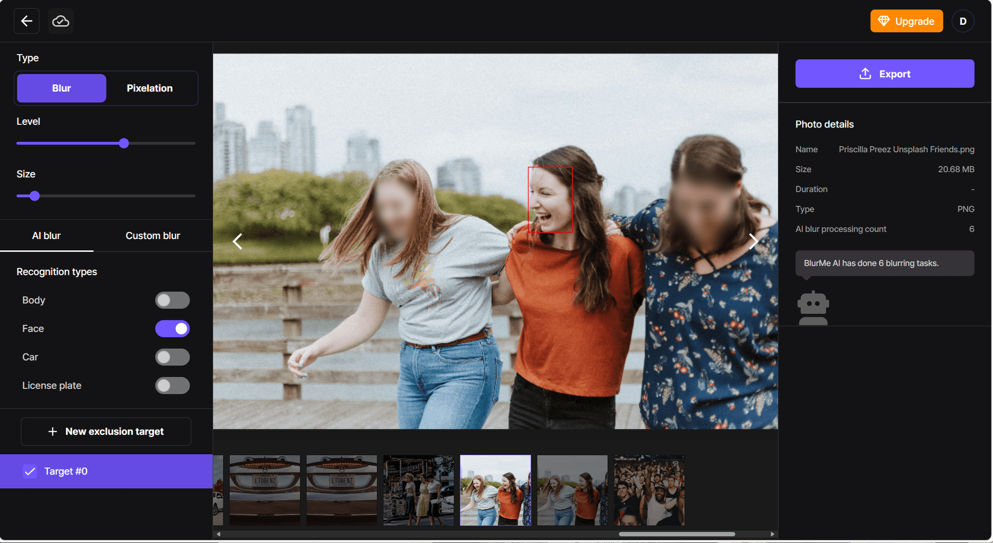 Selezione dell’opzione AI Blur su BlurMe per sfocare automaticamente i volti nella foto.
