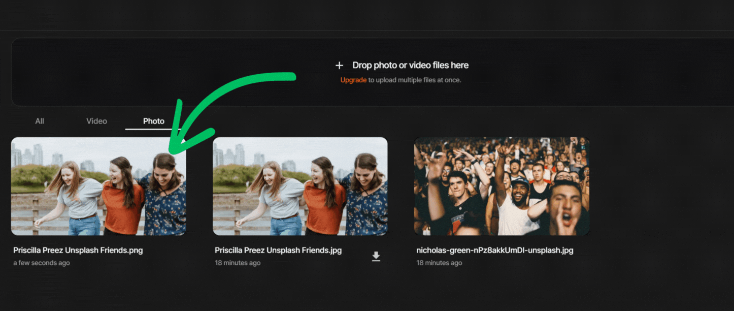 BlurMe interface showing an image upload step for blurring PNG files online