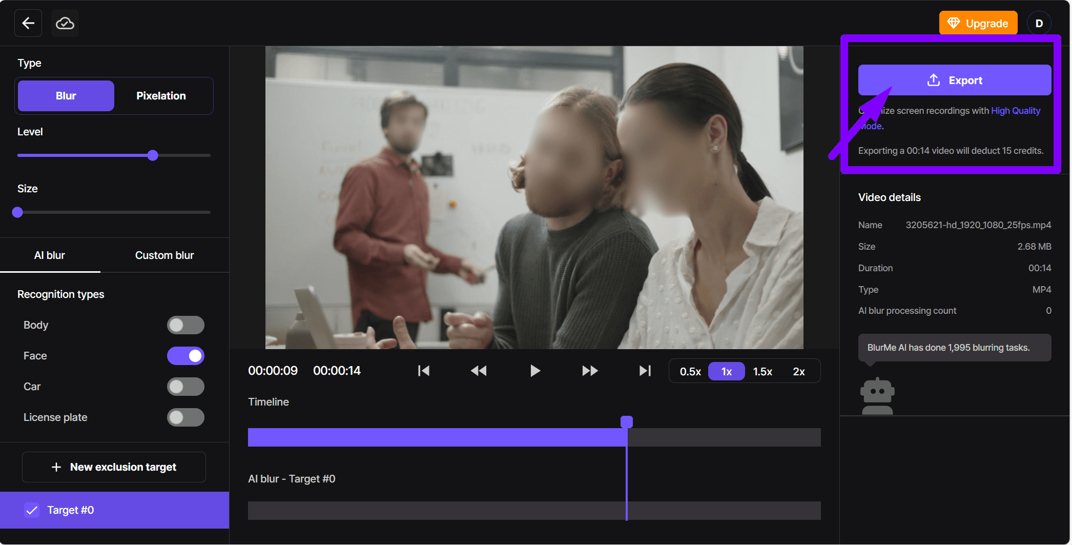 Screenshot del video sfocato finale con pulsante di esportazione evidenziato