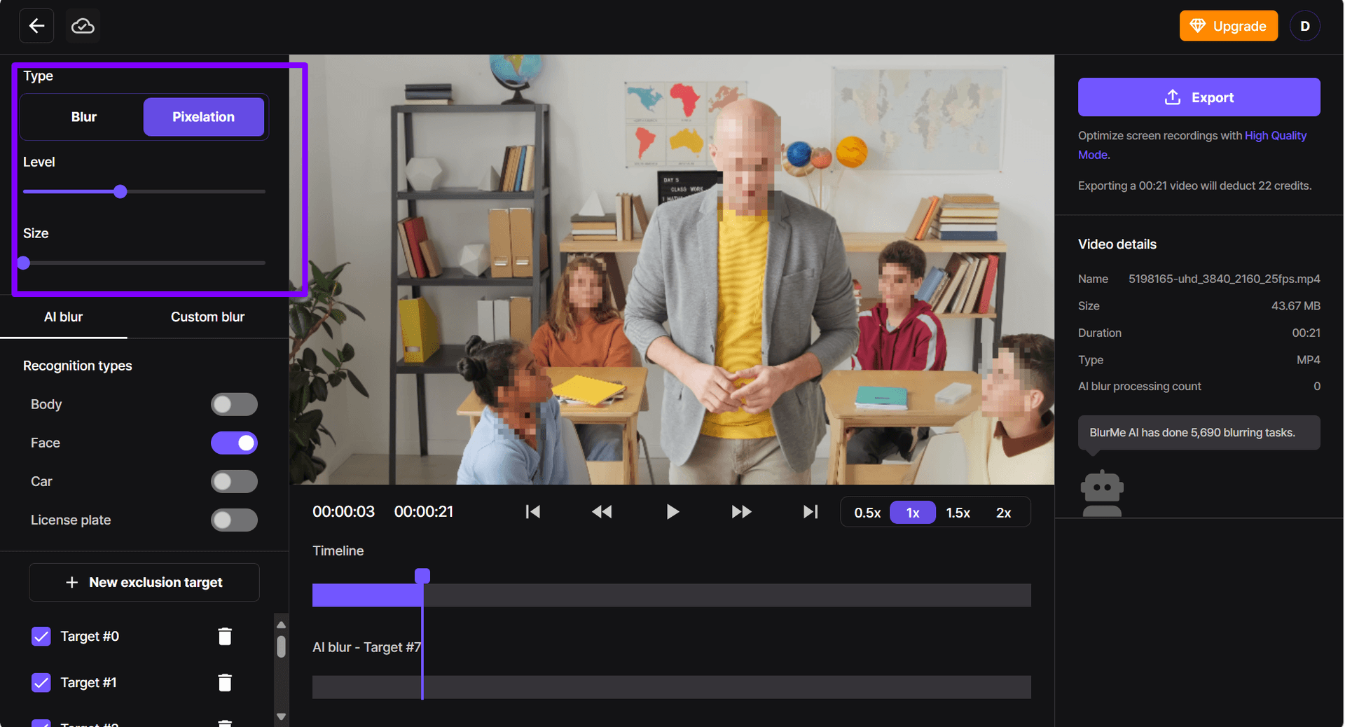 Ajustando el control deslizante de intensidad de pixelación para aumentar el tamaño de los bloques