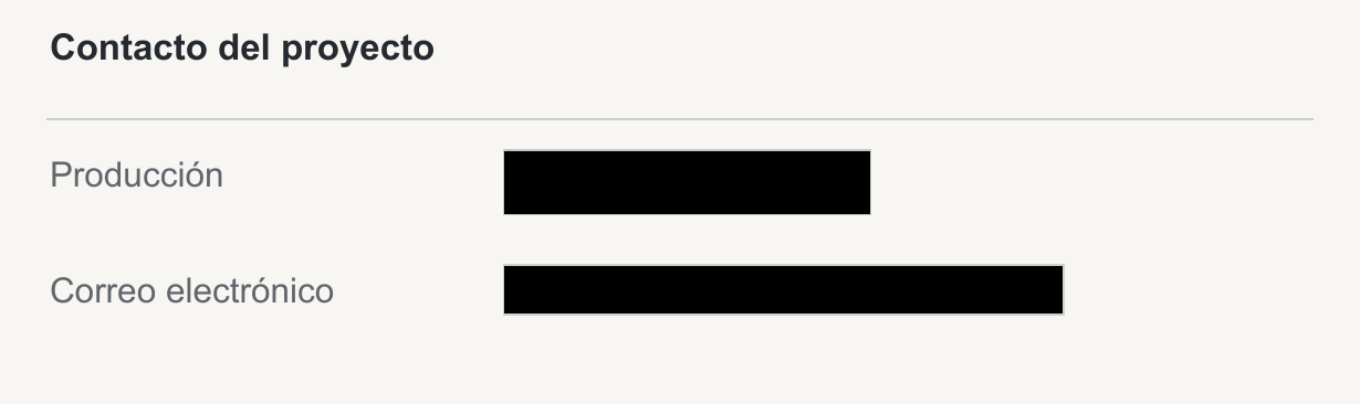Resultado — La cobertura de color sólido elimina el contenido del área seleccionada. El desenfoque y el mosaico aplican efectos visuales. Puedes elegir negro, blanco o gris para la cobertura de color sólido. Revisa el PDF exportado antes de compartirlo.